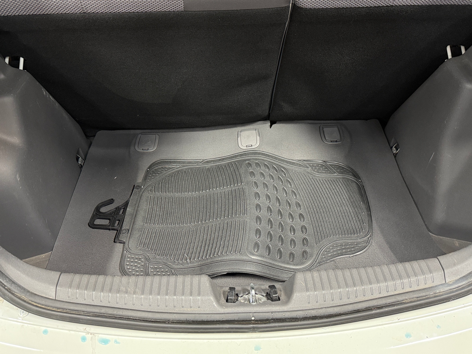 Thumbnail: 2011 Kia Rio - 6