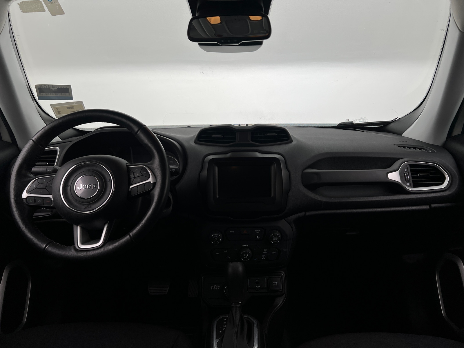 Thumbnail: 2021 Jeep Renegade - 3