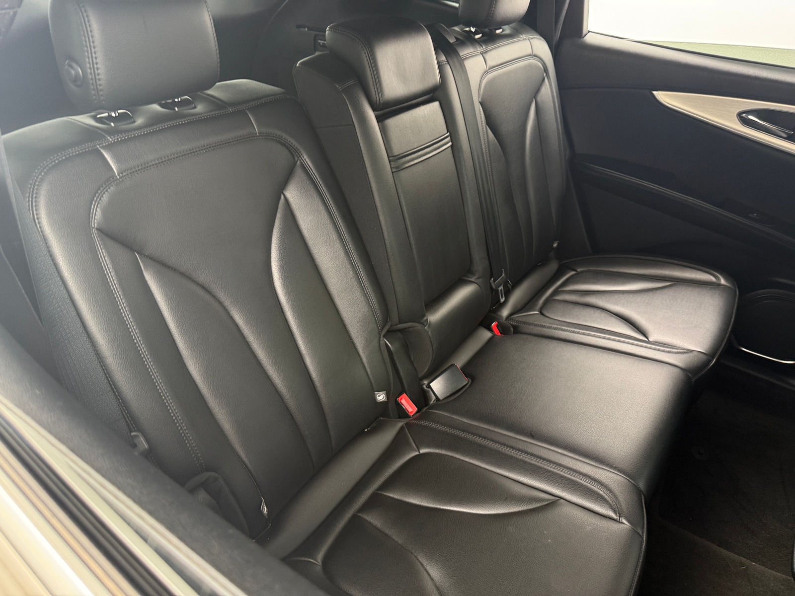 Thumbnail: 2019 Lincoln Nautilus - 5