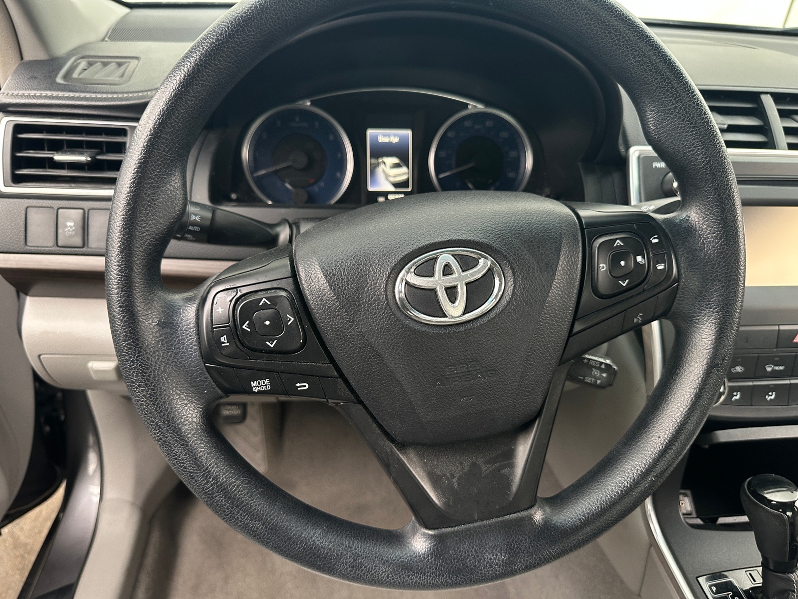 Thumbnail: 2016 Toyota Camry - 5