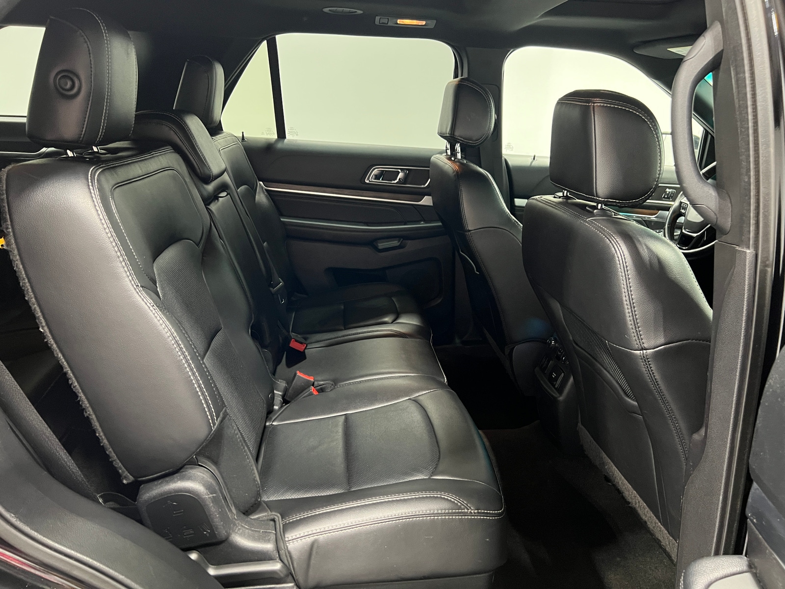Thumbnail: 2017 Ford Explorer - 5