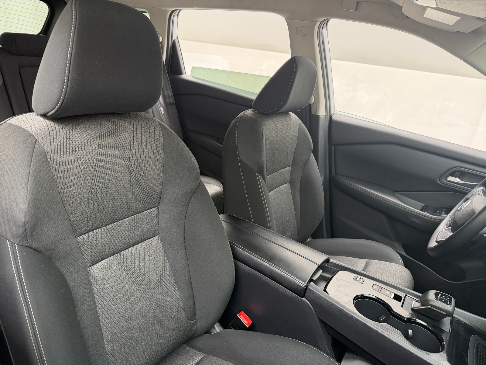 Thumbnail: 2025 Nissan Rogue - 2