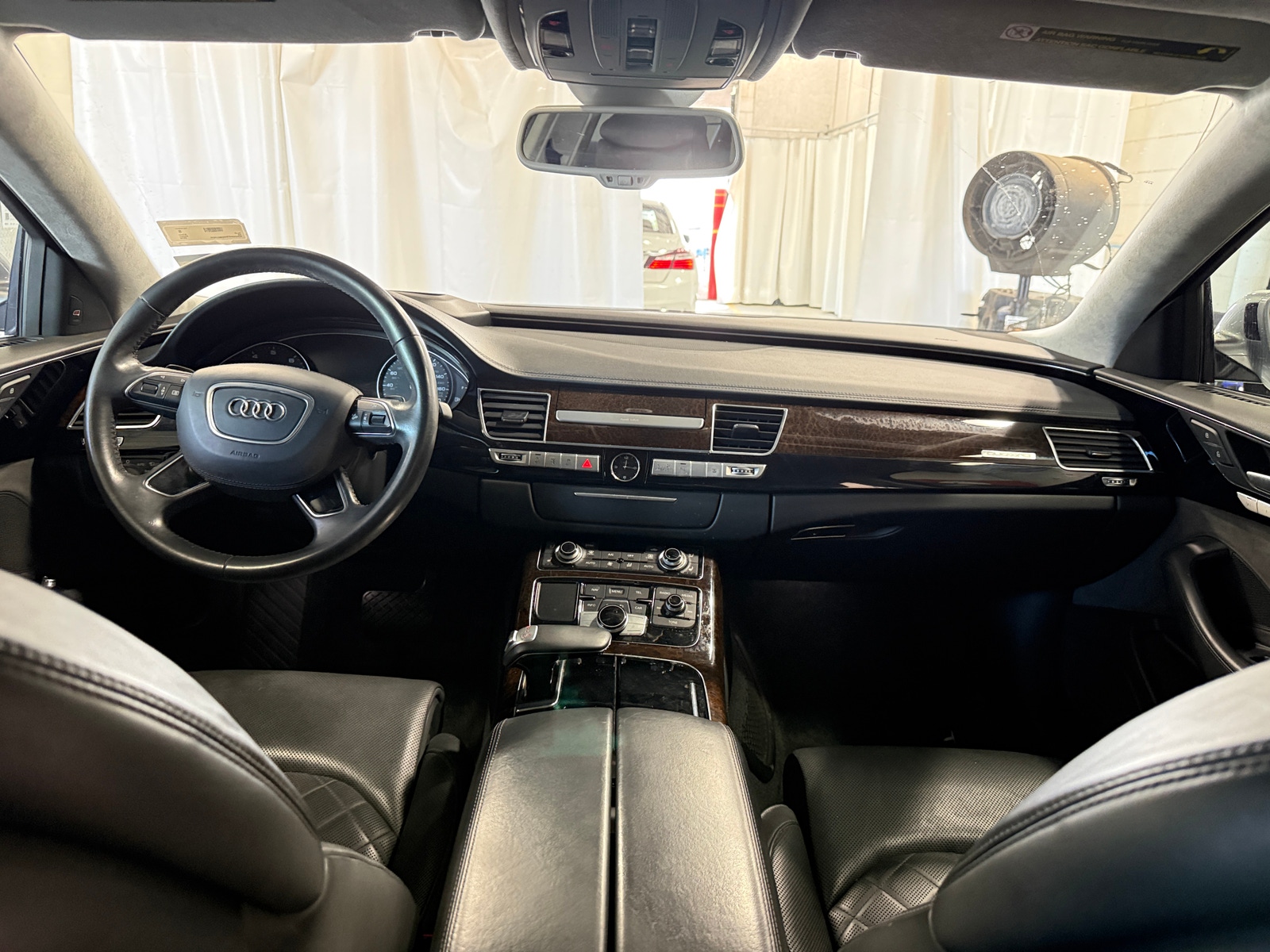 Thumbnail: 2016 Audi A8 - 2