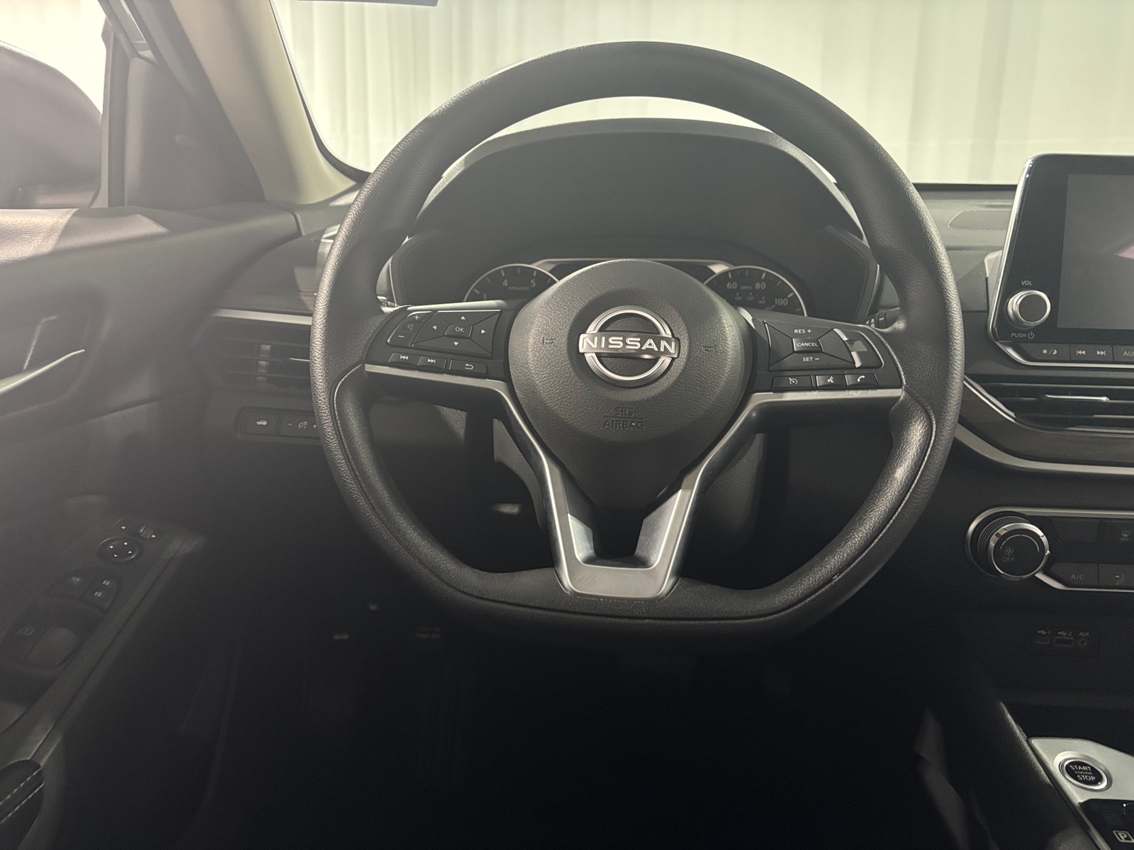 Thumbnail: 2025 Nissan Altima - 5