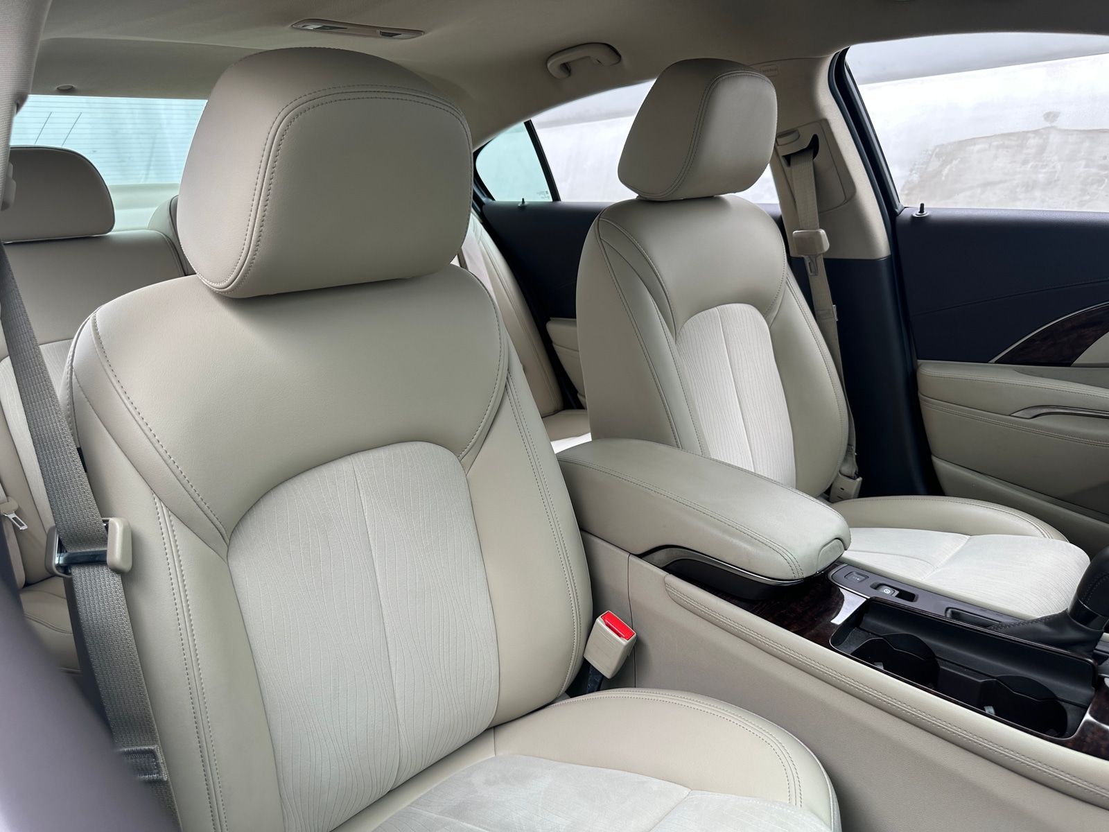 Thumbnail: 2015 Buick LaCrosse - 2