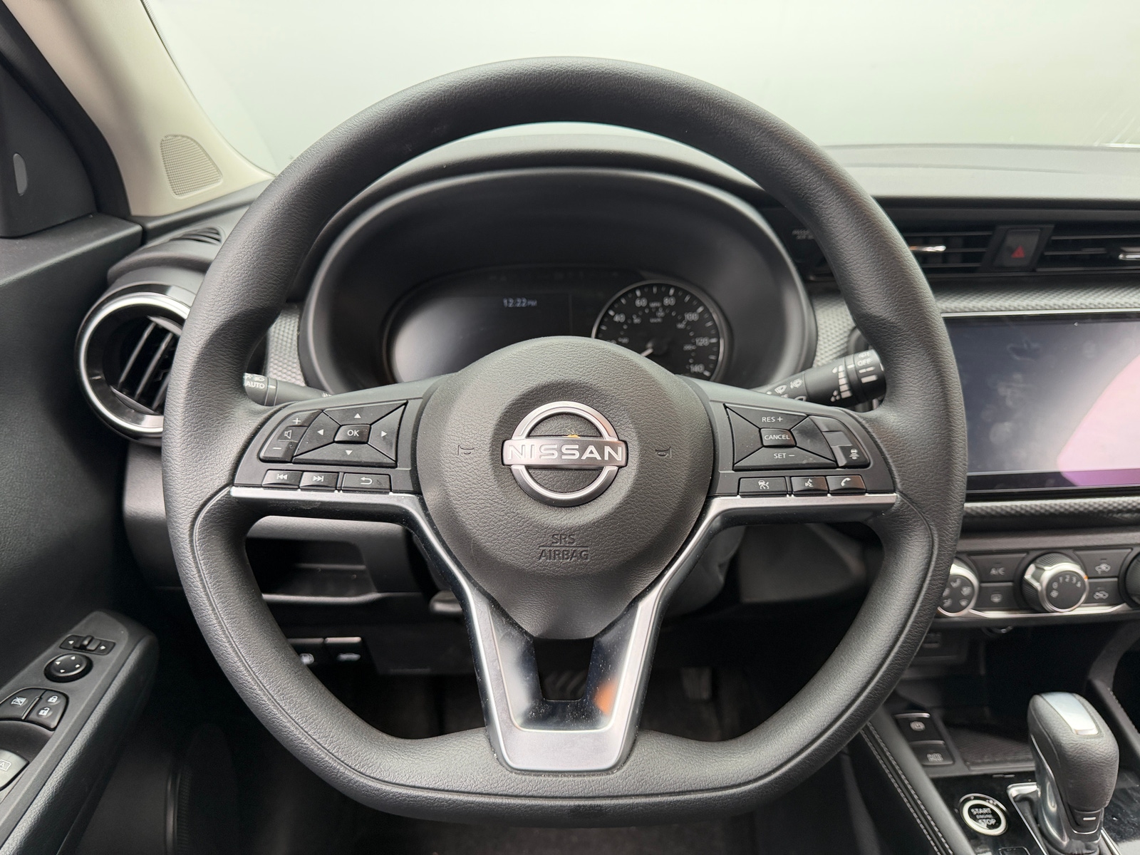 Thumbnail: 2024 Nissan Kicks - 5