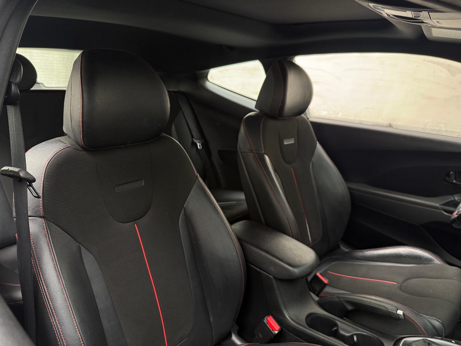 Thumbnail: 2019 Hyundai Veloster - 2