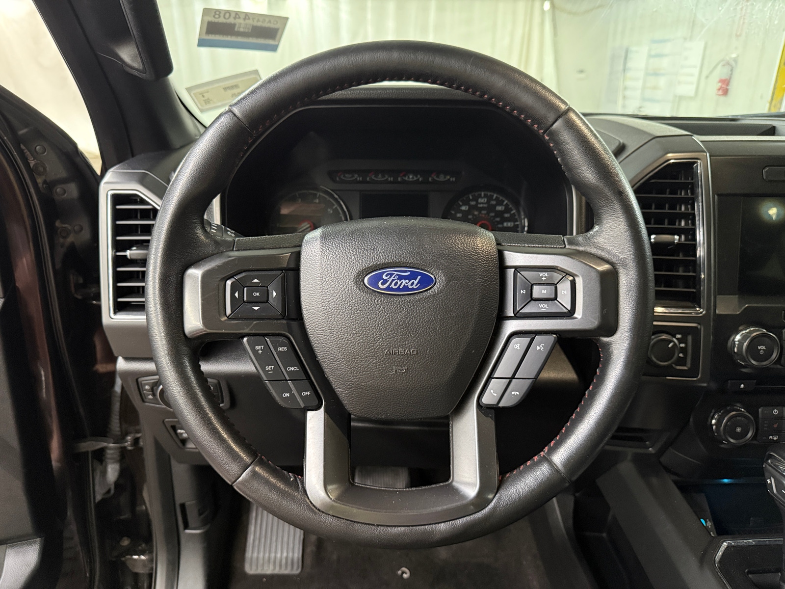 Thumbnail: 2018 Ford Econoline - 5