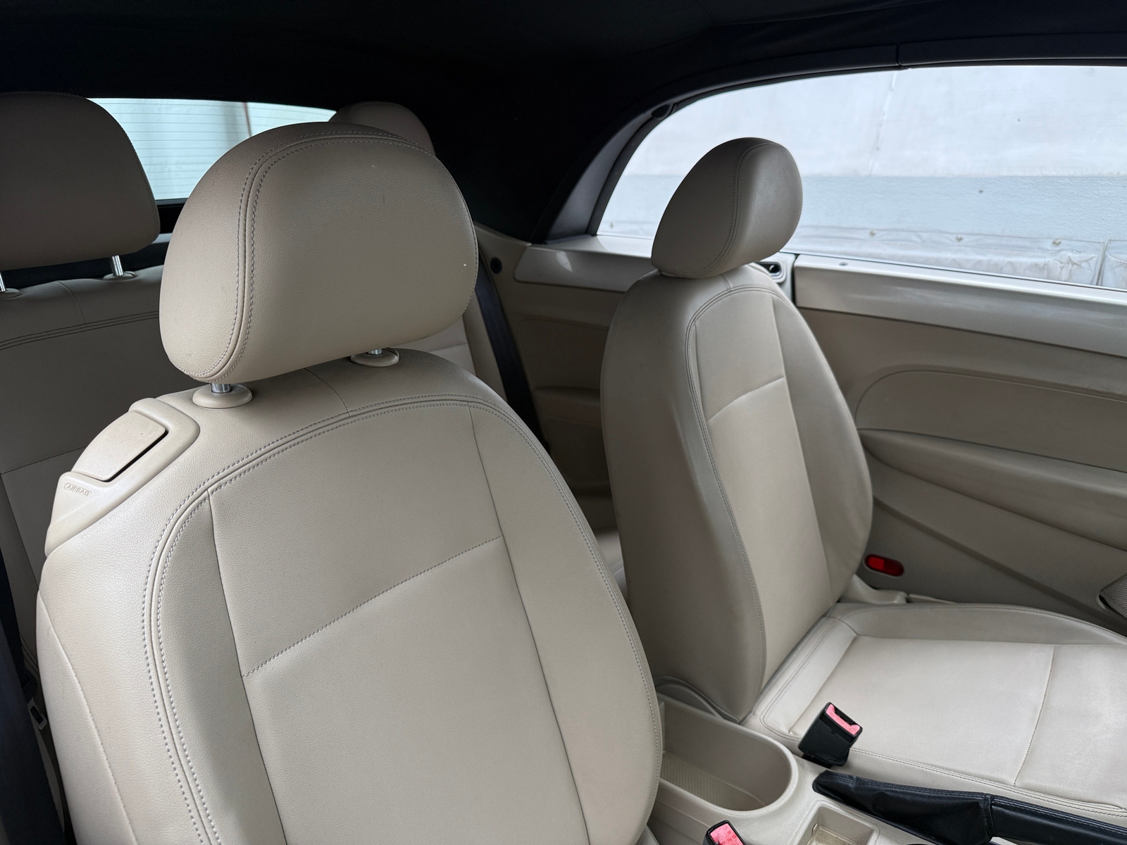 Thumbnail: 2013 Volkswagen Beetle - 2