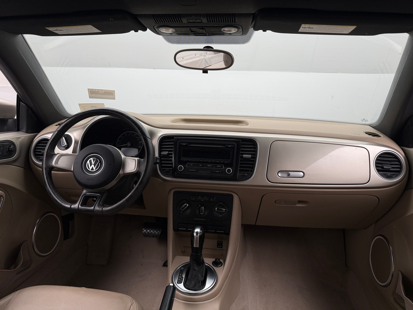 Thumbnail: 2013 Volkswagen Beetle - 3