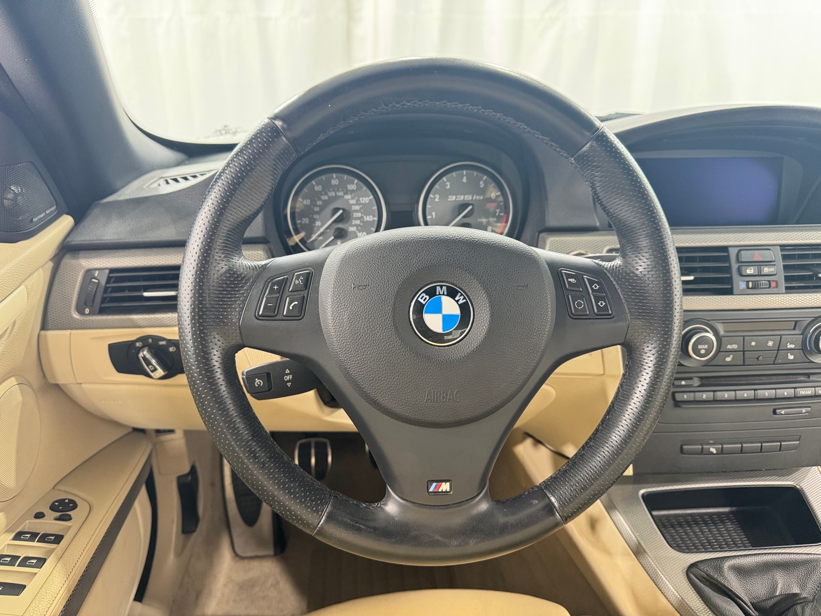 Thumbnail: 2012 BMW 3 Series - 4