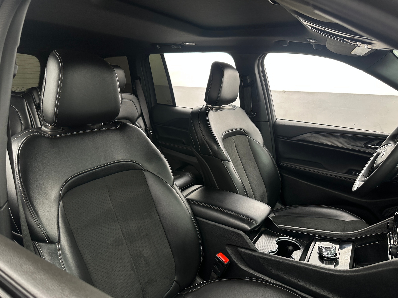 Thumbnail: 2024 Jeep Grand Cherokee - 2