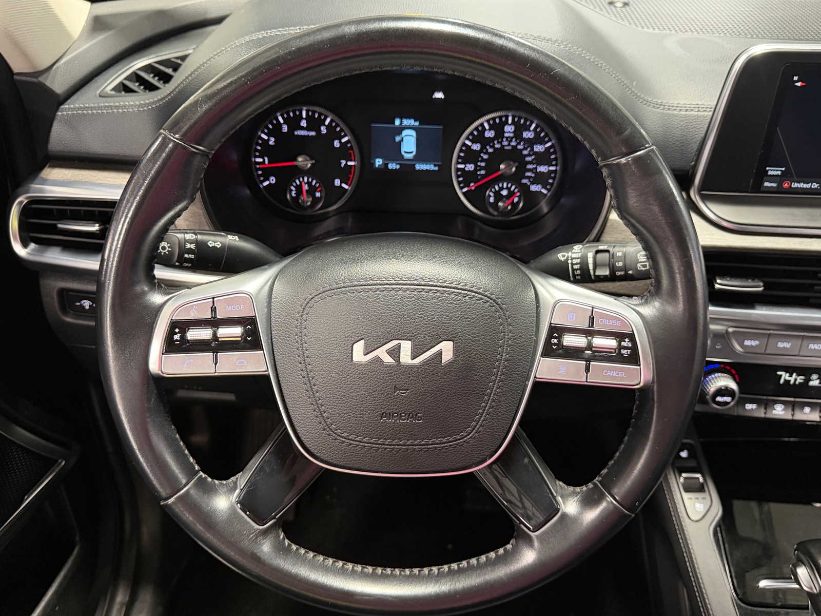 Thumbnail: 2022 Kia Telluride - 4