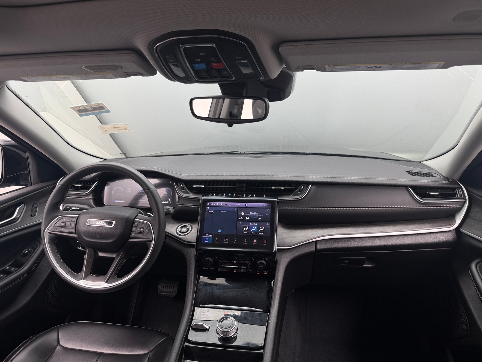 Thumbnail: 2023 Jeep Grand Cherokee L - 2