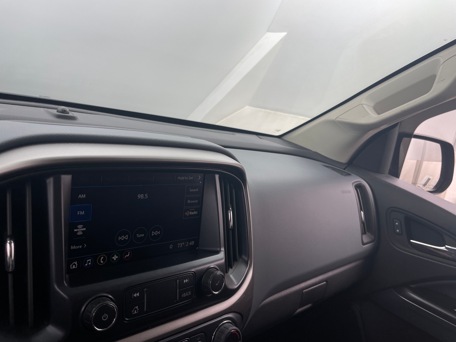 Thumbnail: 2022 Chevrolet Colorado - 4