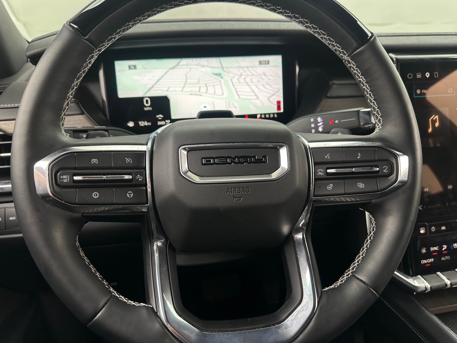 Thumbnail: 2024 GMC Acadia - 4