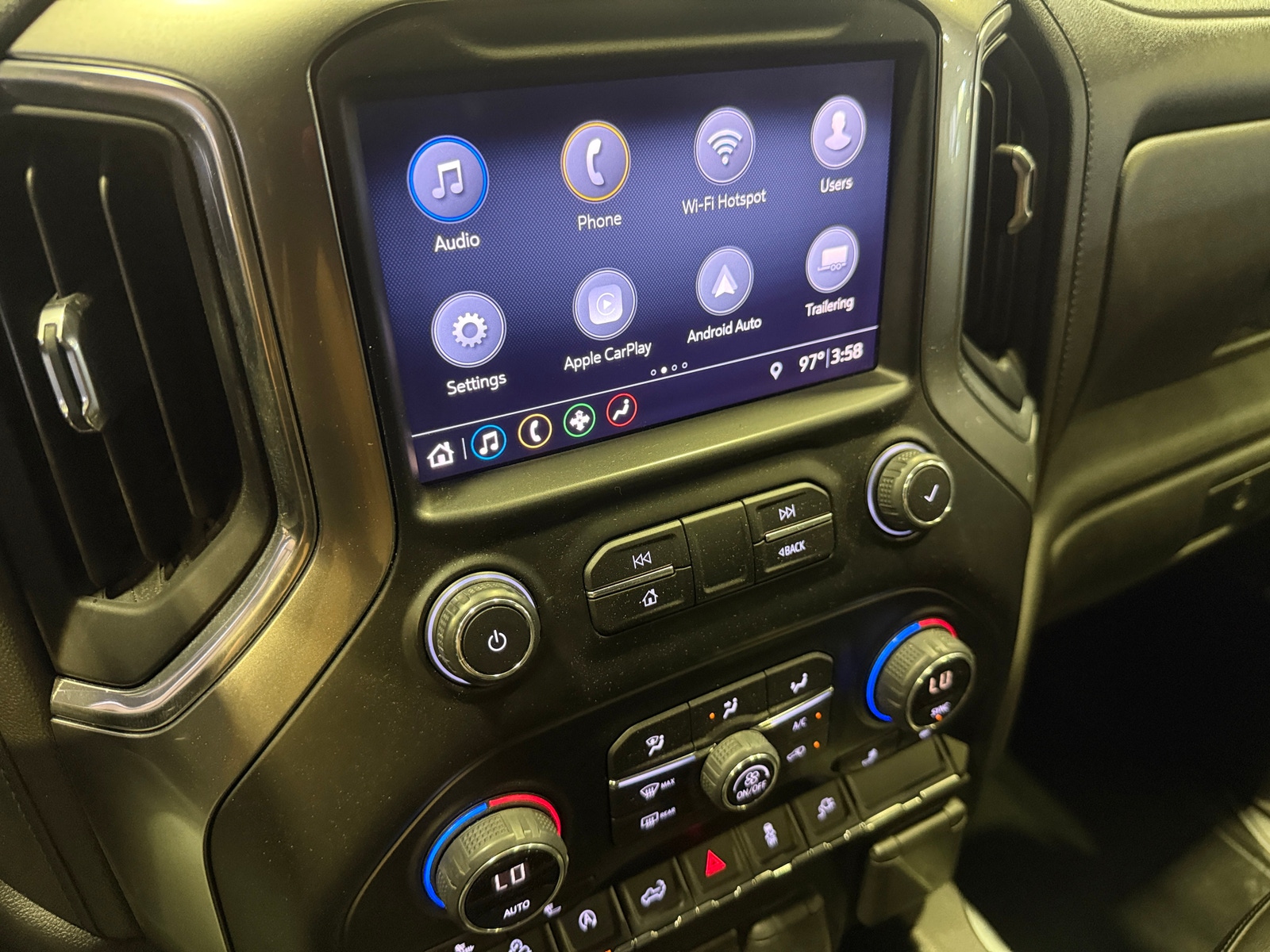 Thumbnail: 2019 Chevrolet Silverado 1500 - 4
