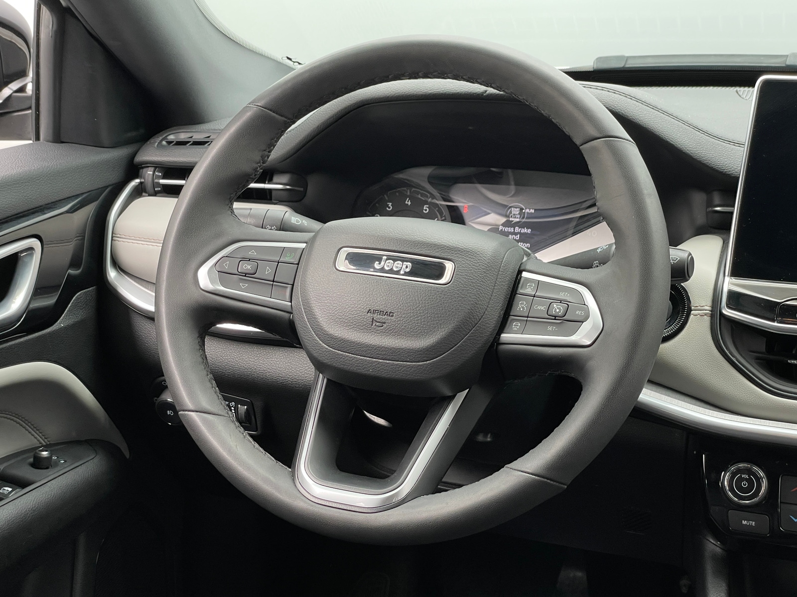 Thumbnail: 2025 Jeep Compass - 4