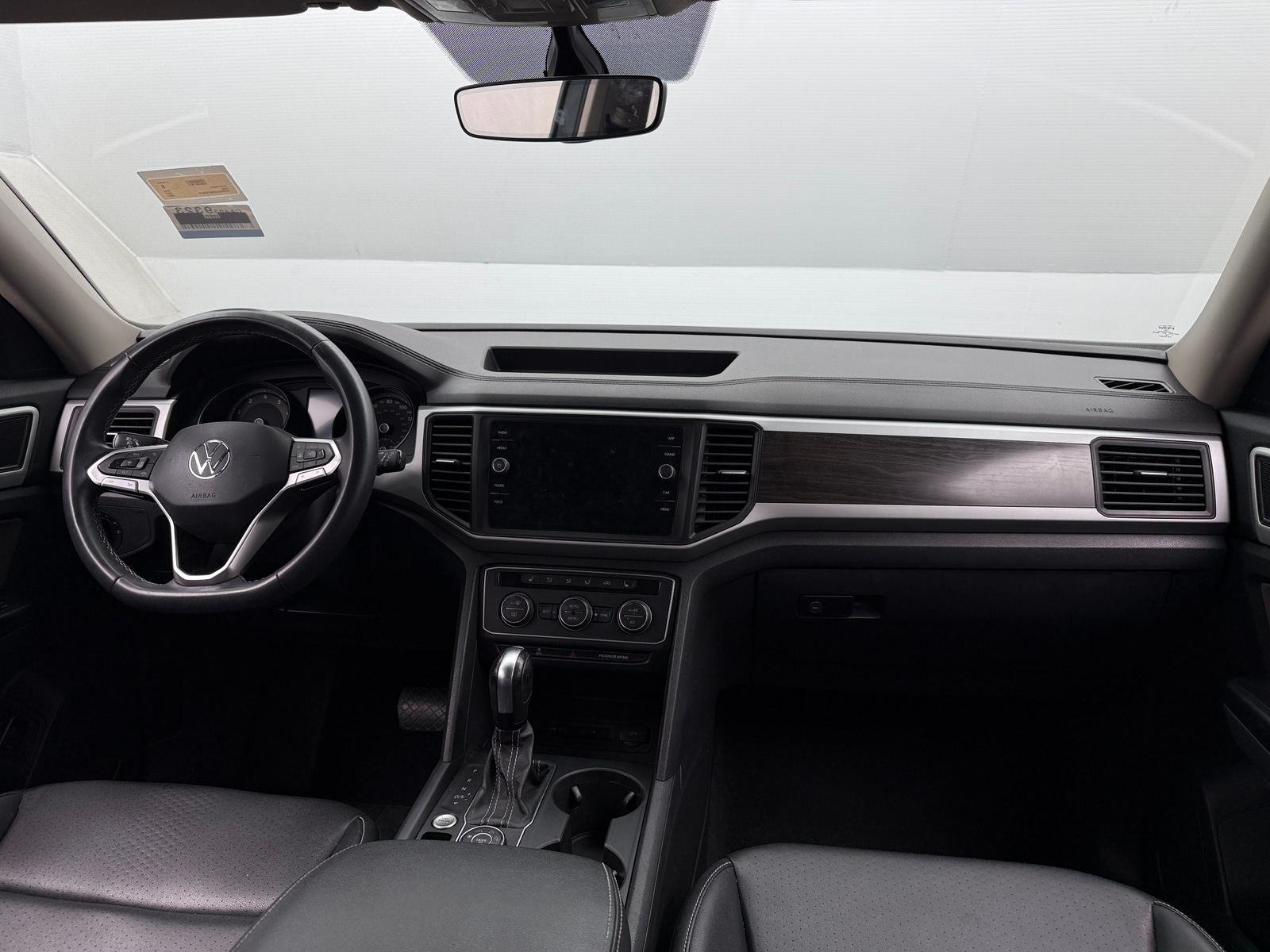 Thumbnail: 2021 Volkswagen Atlas - 2