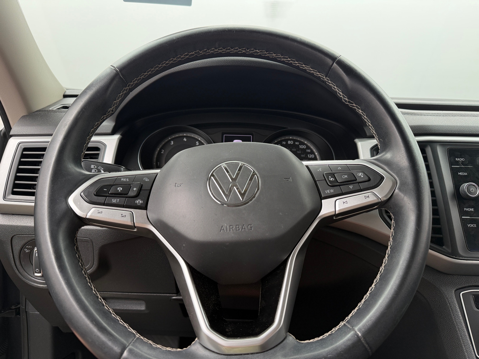 Thumbnail: 2021 Volkswagen Atlas - 4