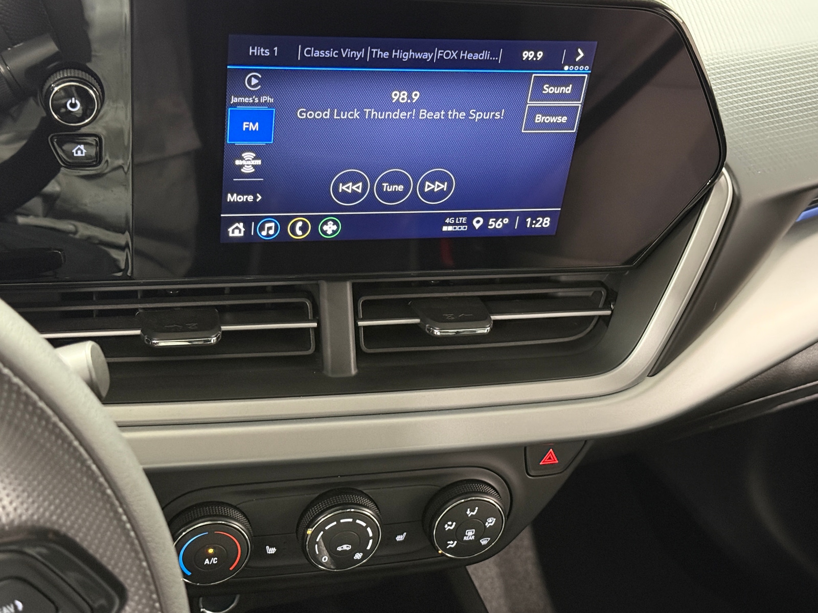 Thumbnail: 2026 Chevrolet Trax - 4