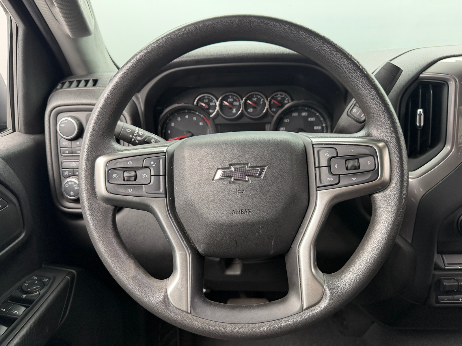 Thumbnail: 2021 Chevrolet Silverado 1500 - 5