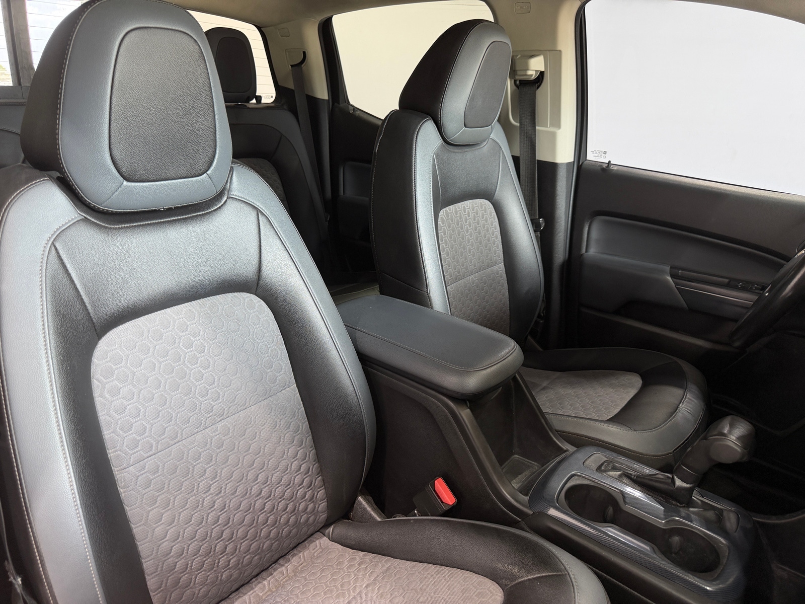 Thumbnail: 2017 Chevrolet Colorado - 2