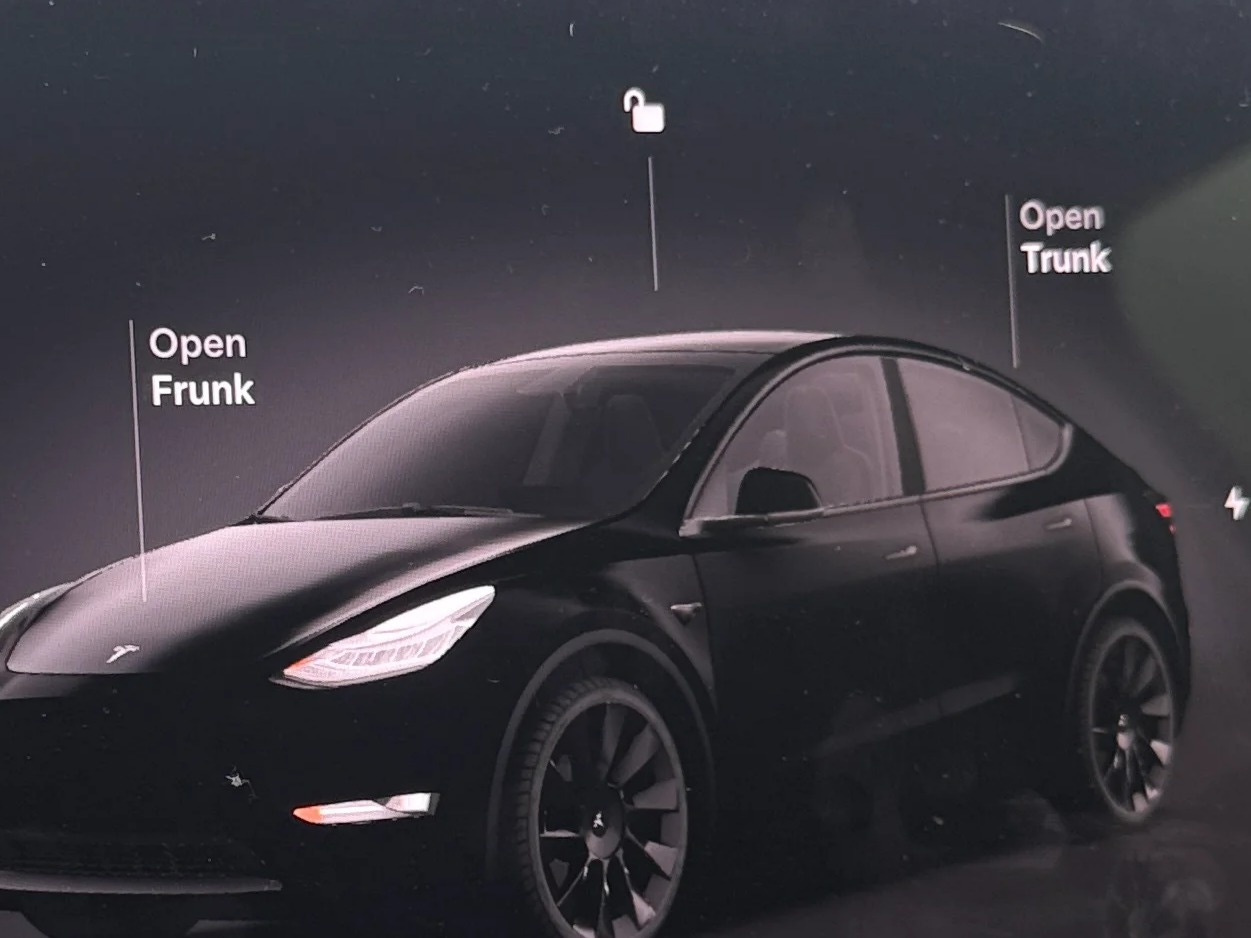 Thumbnail: 2022 Tesla Model Y - 3