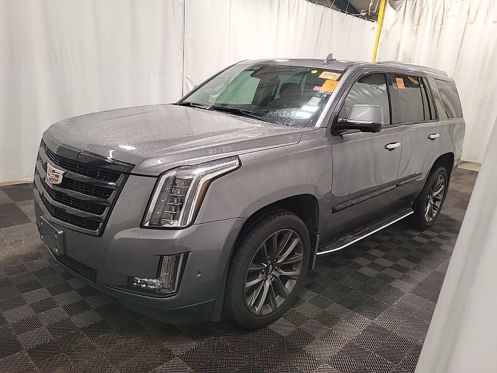 2020 Cadillac Escalade Luxury