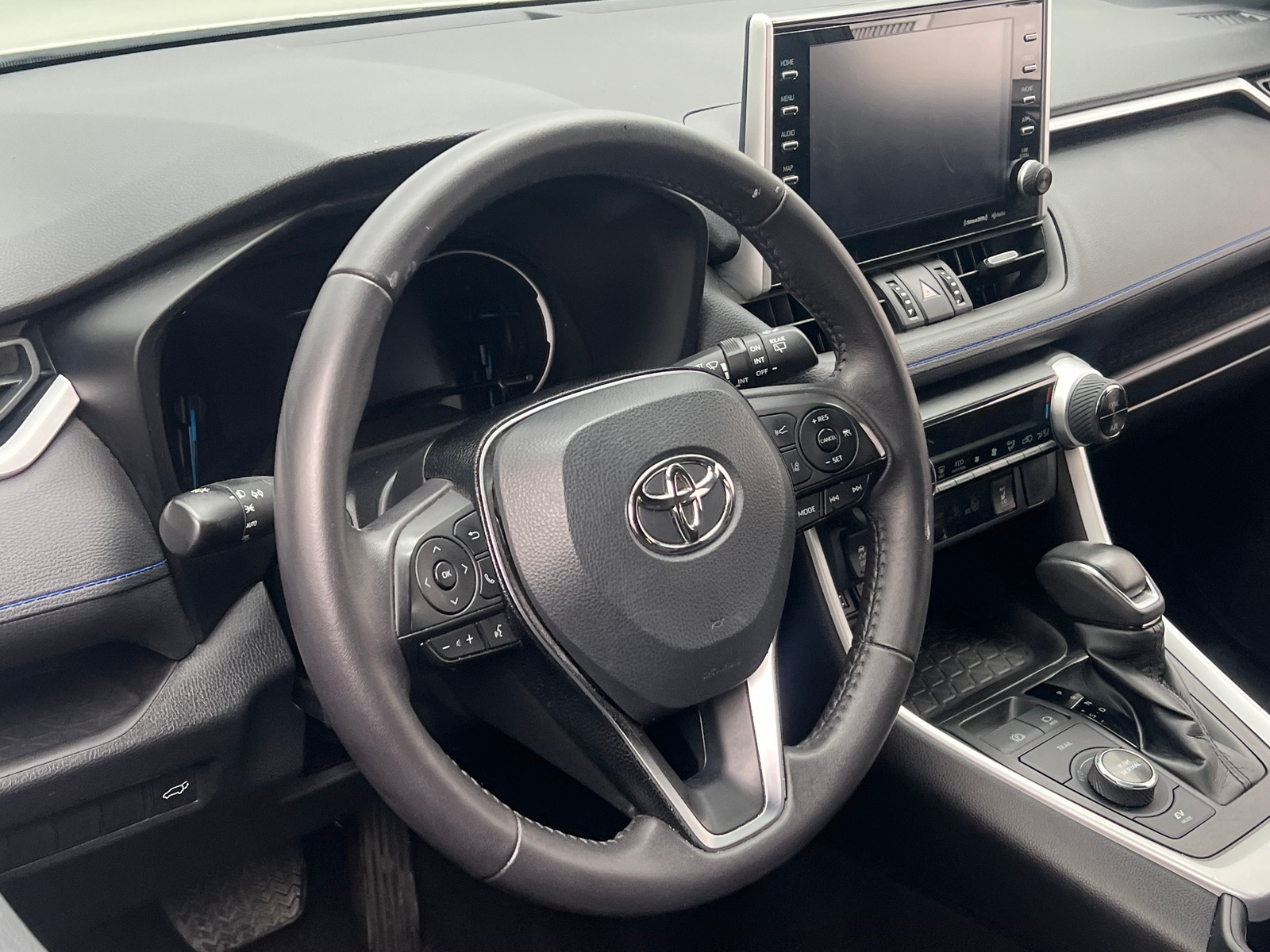 Thumbnail: 2022 Toyota RAV4 - 4