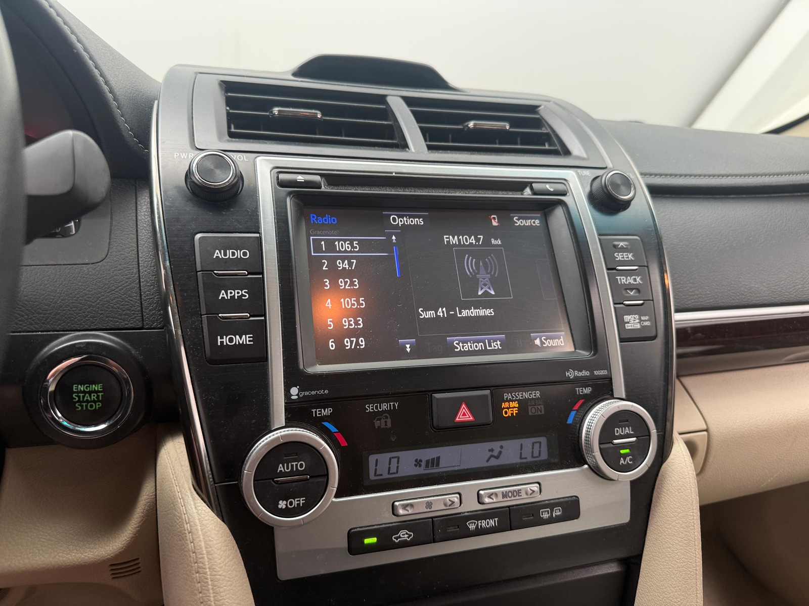 Thumbnail: 2014 Toyota Camry - 4