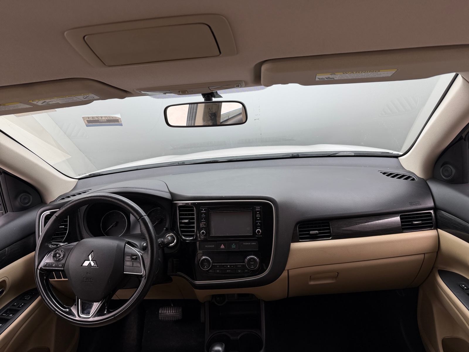 Thumbnail: 2016 Mitsubishi Outlander - 3