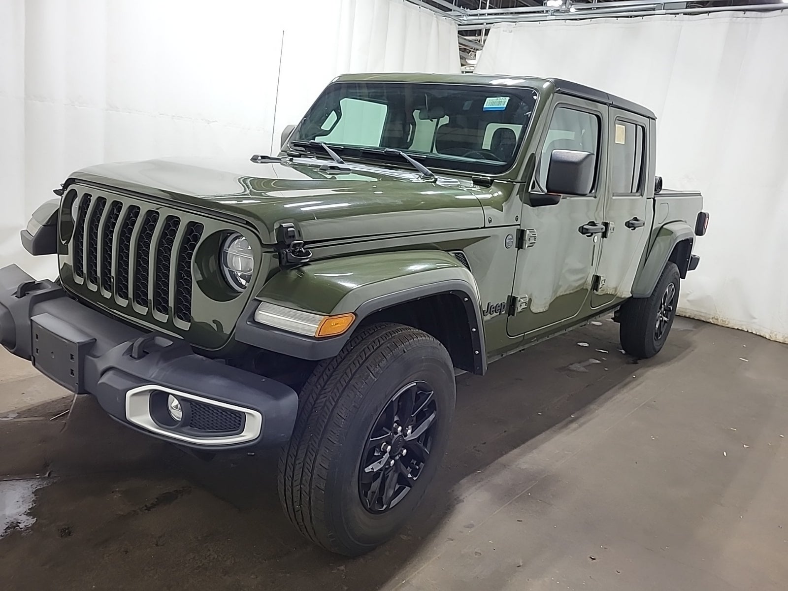 2022 Jeep Gladiator Sport S 4x4