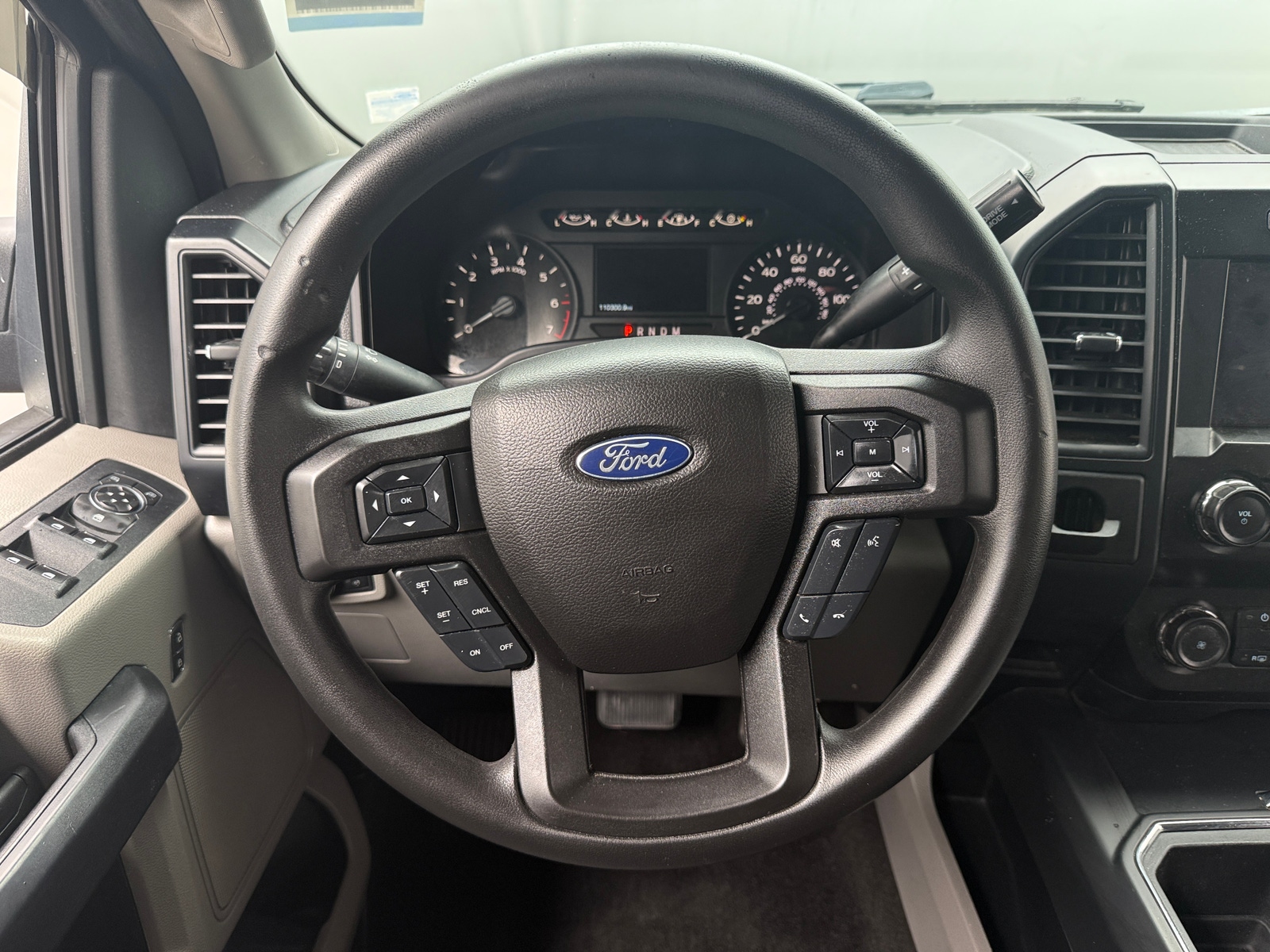 Thumbnail: 2019 Ford Econoline - 5