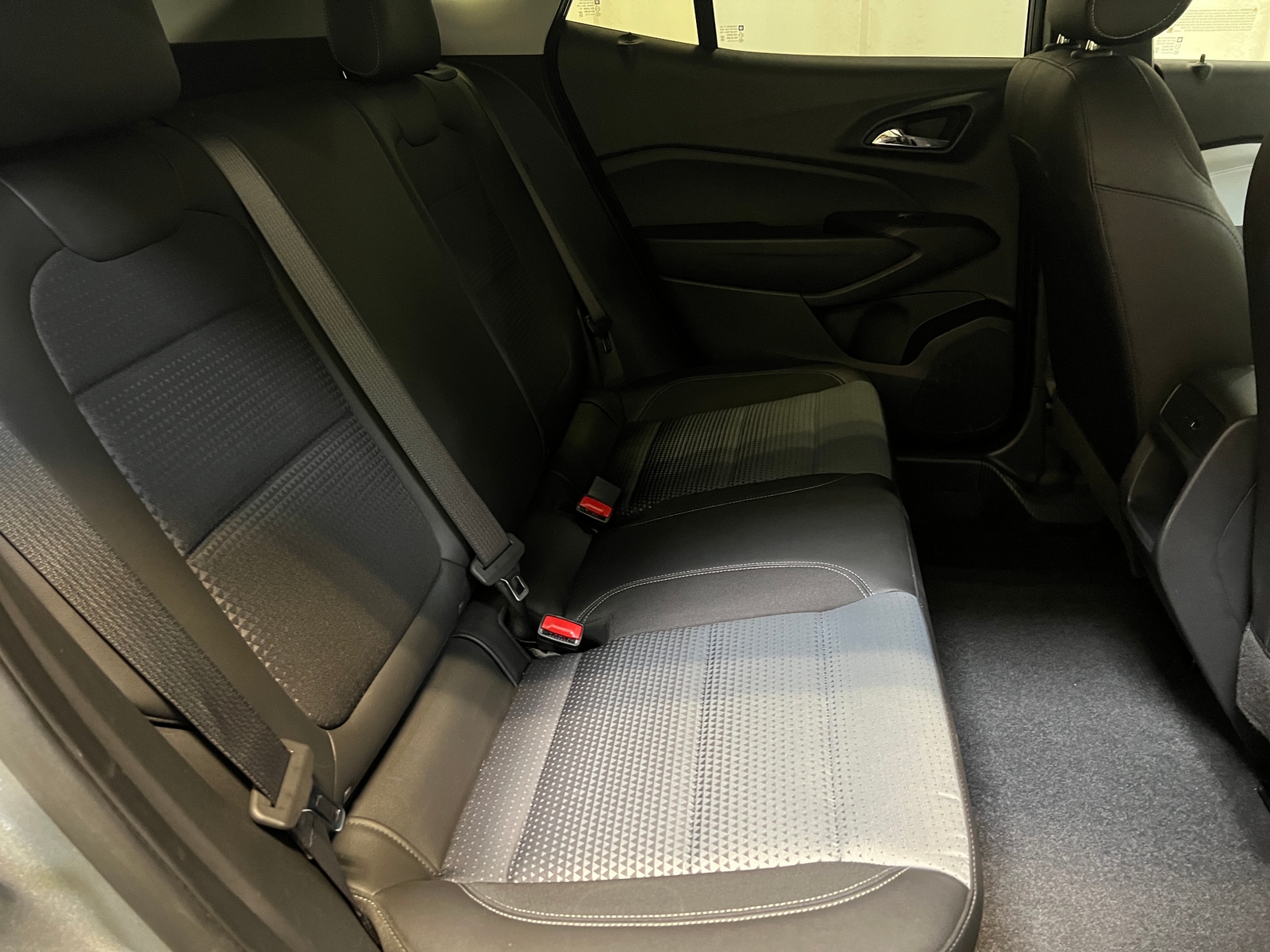 Thumbnail: 2025 Chevrolet Trax - 6