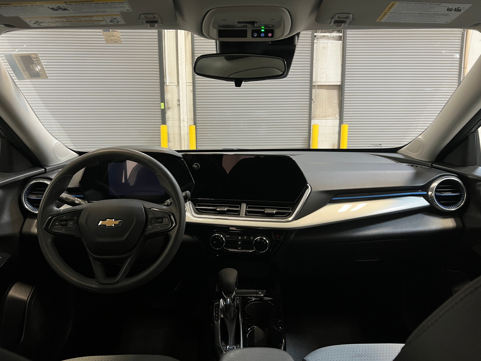 Thumbnail: 2025 Chevrolet Trax - 3