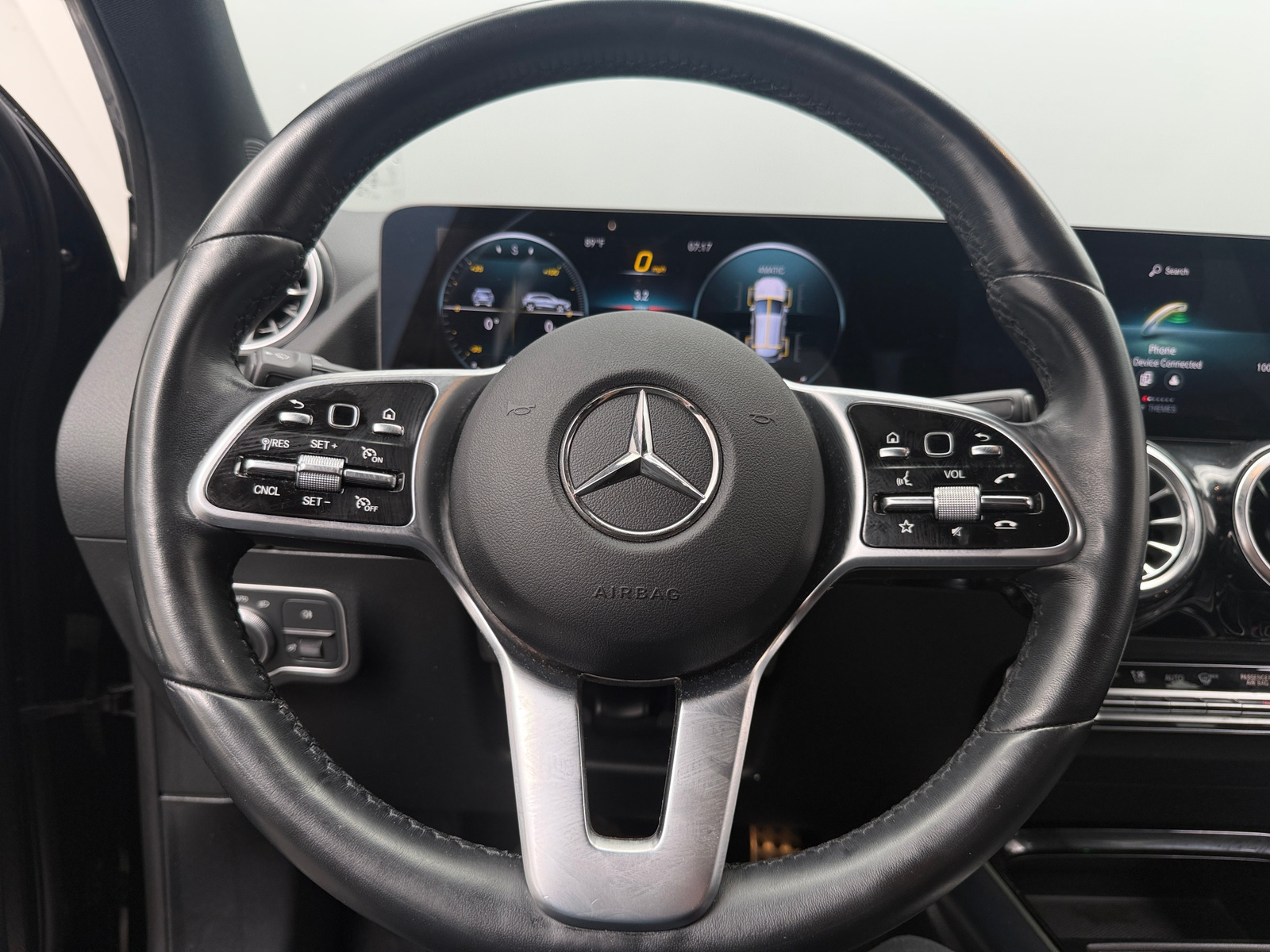 Thumbnail: 2022 Mercedes-Benz GLA - 4