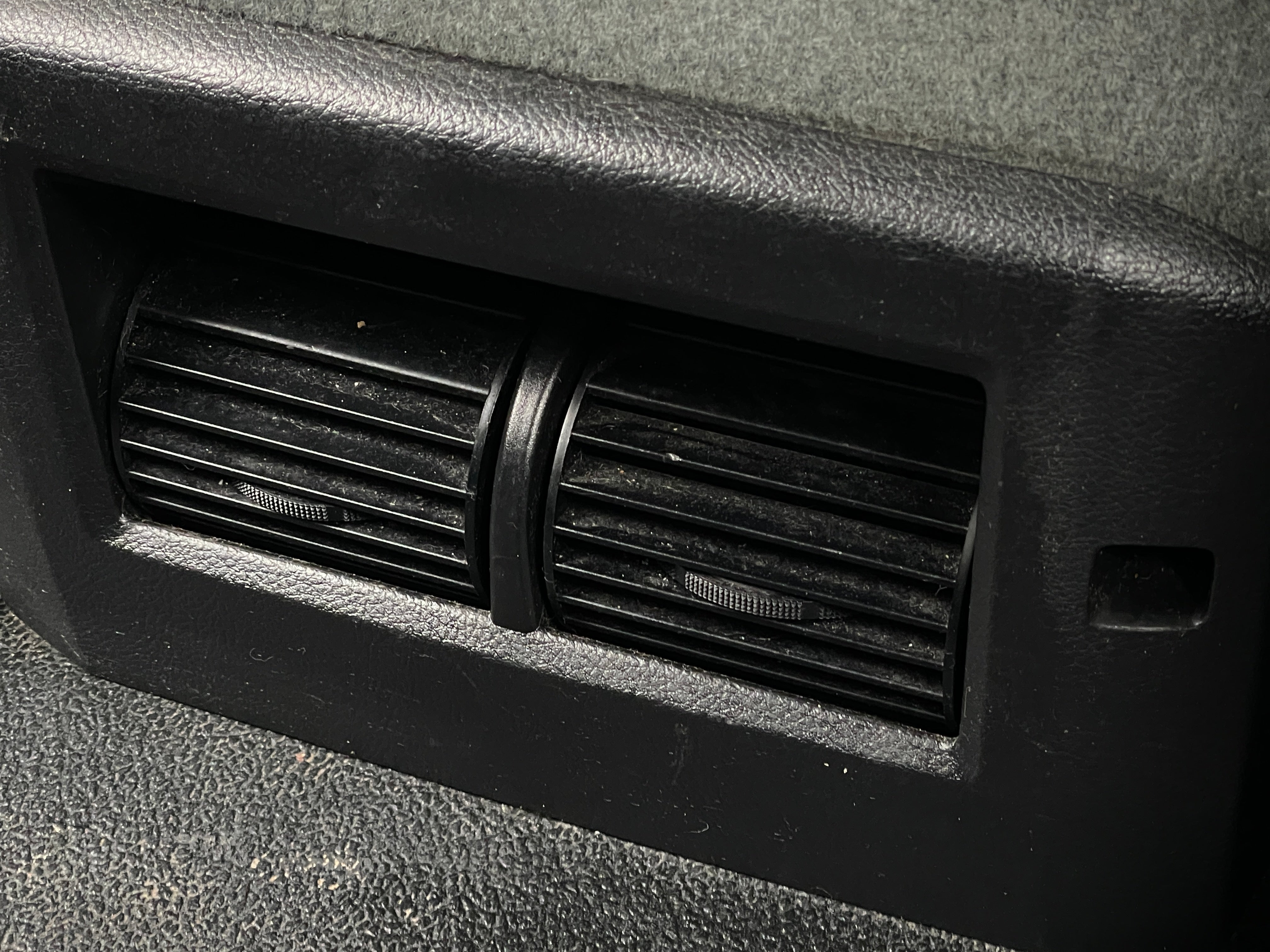 2016 RAM Ram 1500 Pickup Tradesman - Photo 2