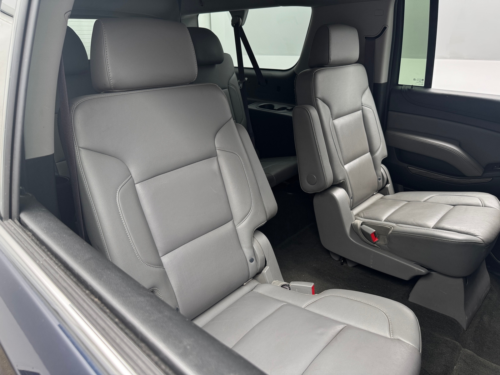 Thumbnail: 2017 Chevrolet Suburban - 5
