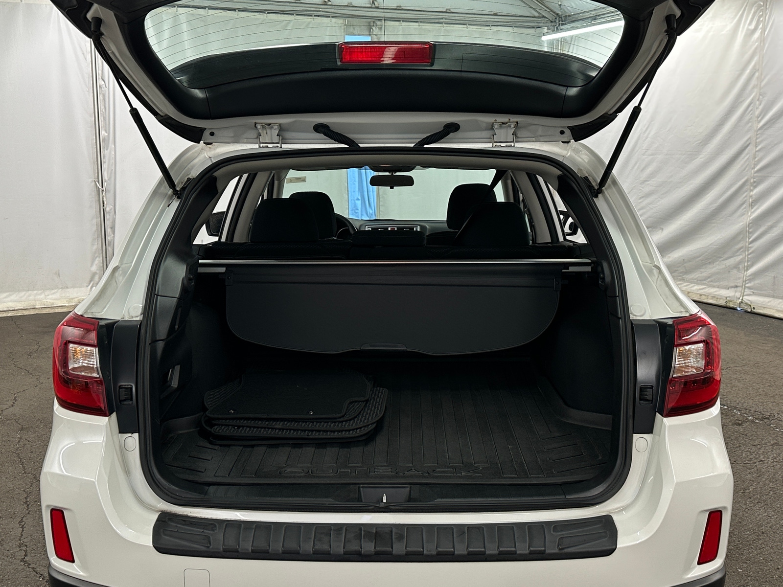 Thumbnail: 2017 Subaru Outback - 7