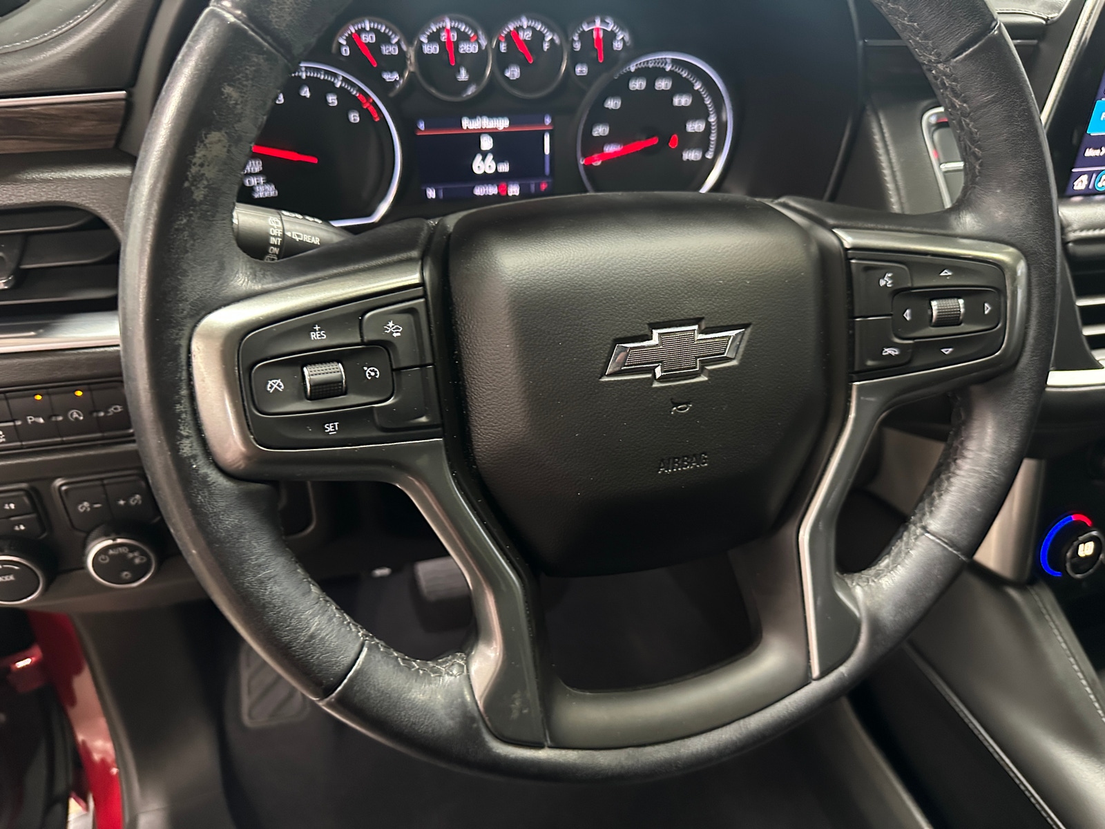 Thumbnail: 2021 Chevrolet Tahoe - 4