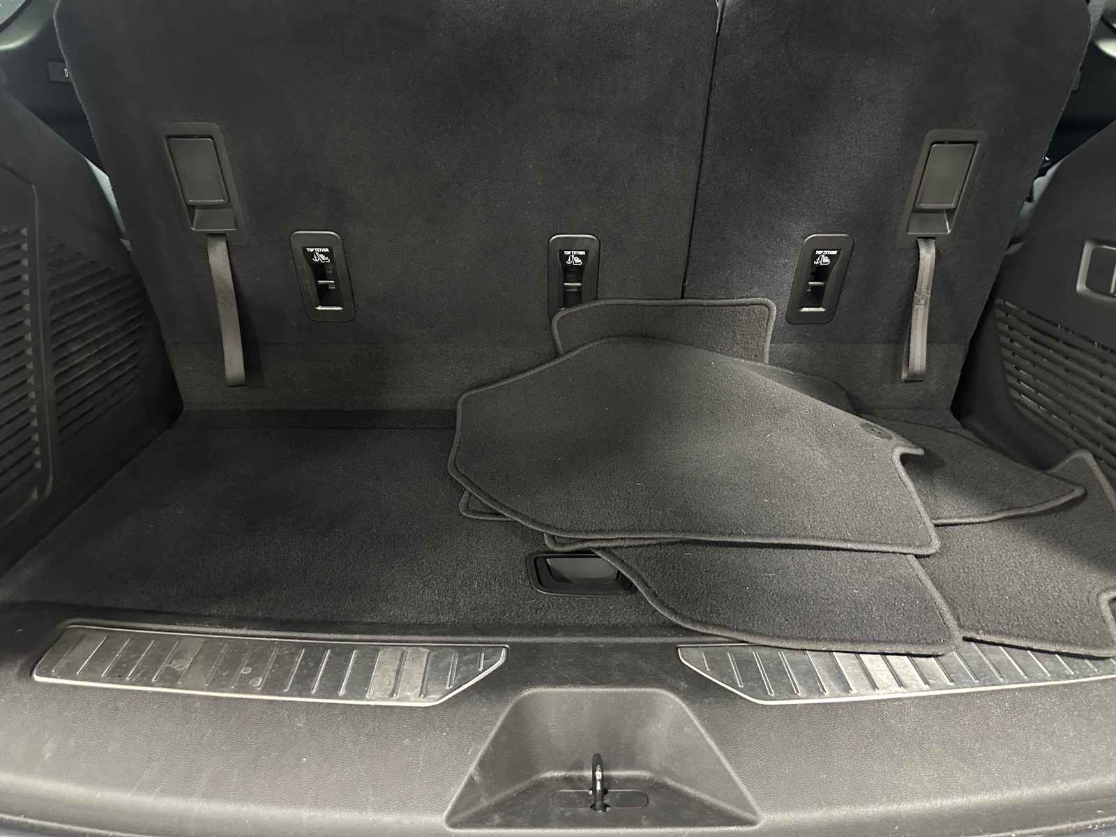 Thumbnail: 2021 Chevrolet Tahoe - 6