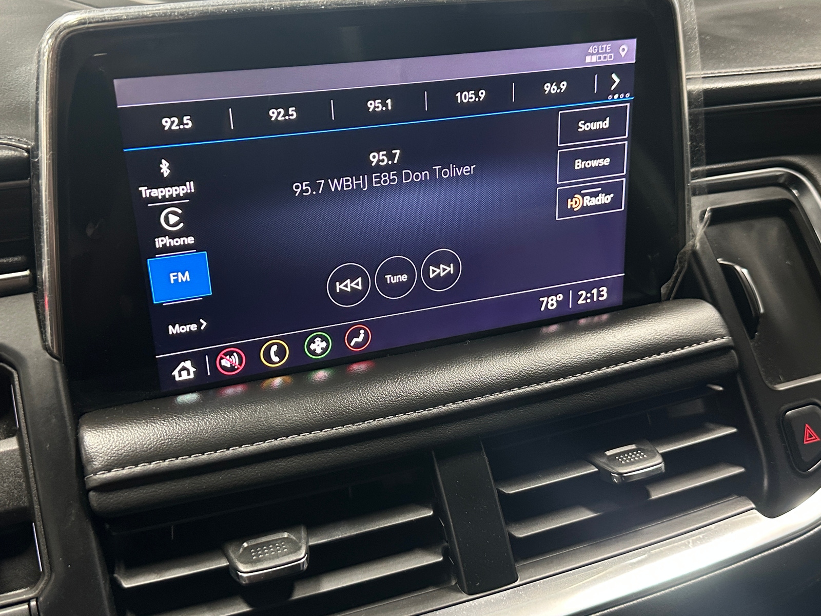 Thumbnail: 2021 Chevrolet Tahoe - 3