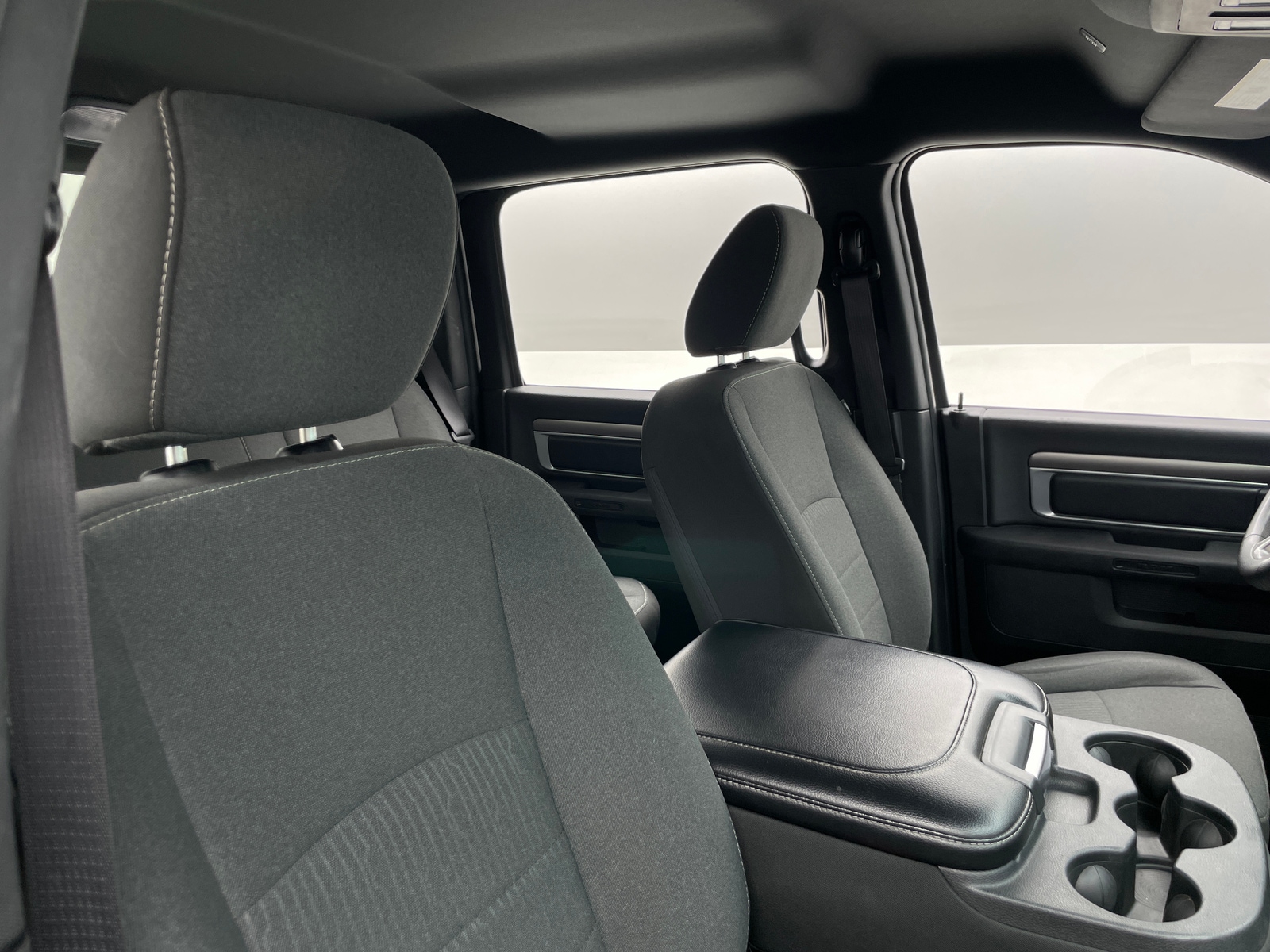 Thumbnail: 2024 RAM 1500 Classic - 2
