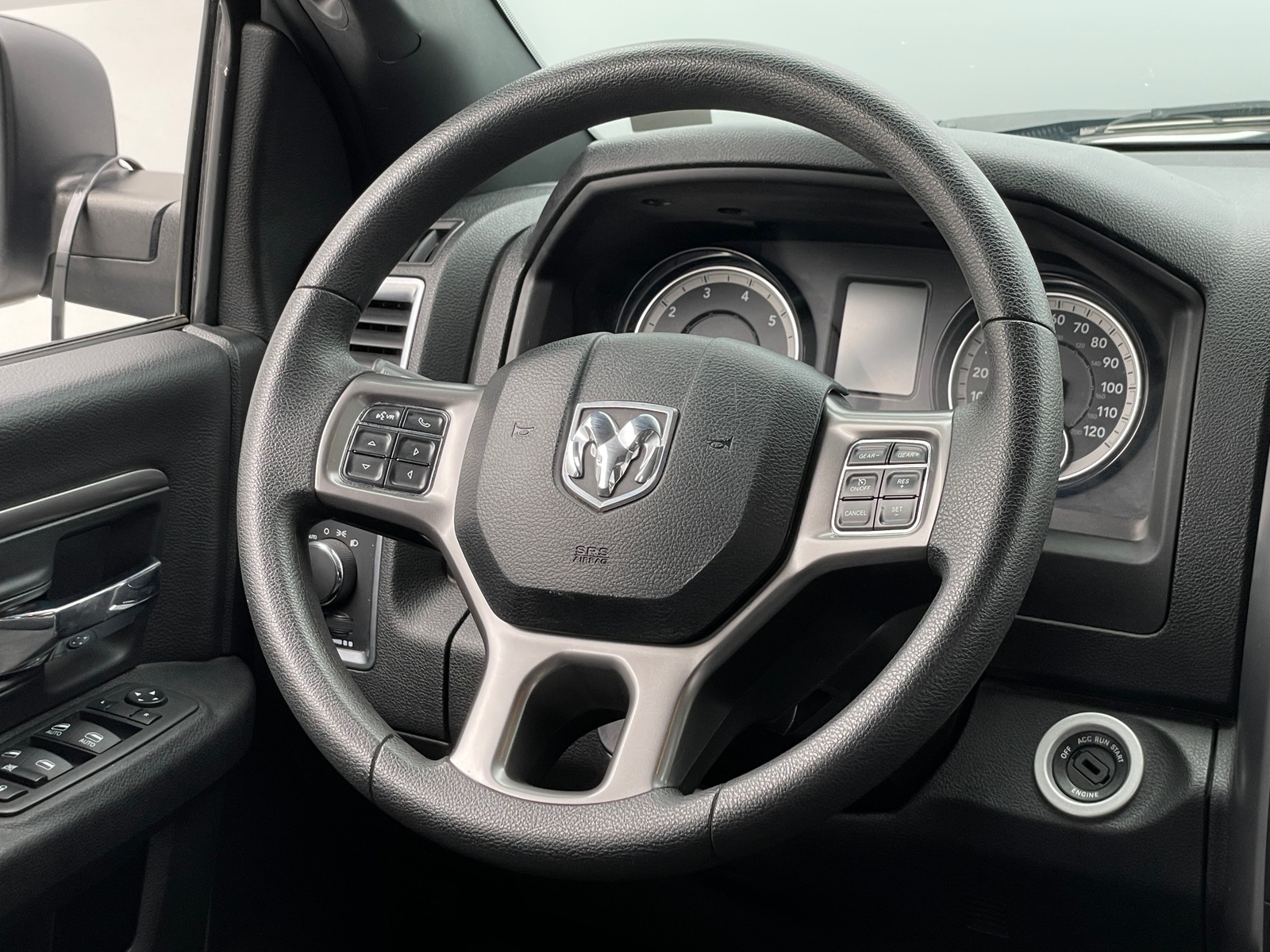 Thumbnail: 2024 RAM 1500 Classic - 5