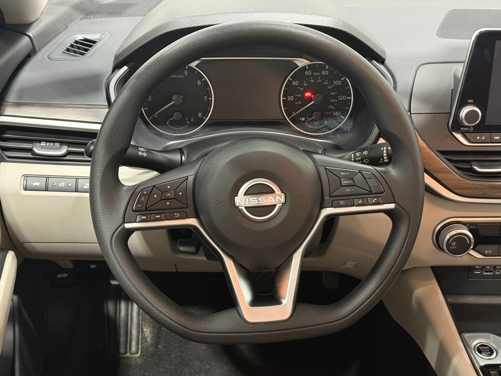 Thumbnail: 2025 Nissan Altima - 5