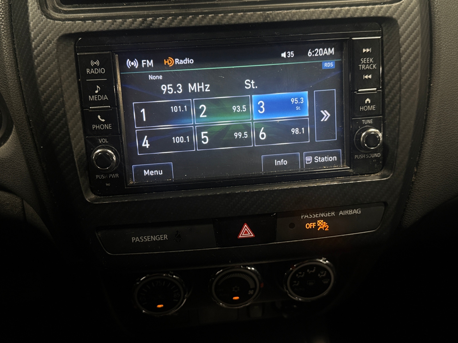 Thumbnail: 2019 Mitsubishi Outlander Sport - 4