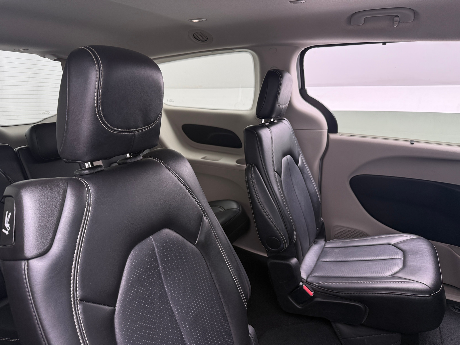 Thumbnail: 2024 Chrysler Pacifica - 5
