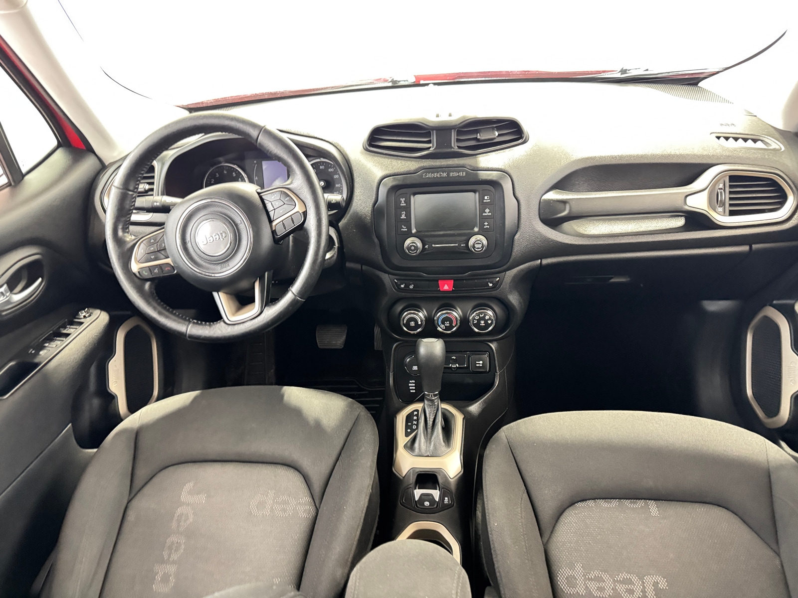 Thumbnail: 2017 Jeep Renegade - 3