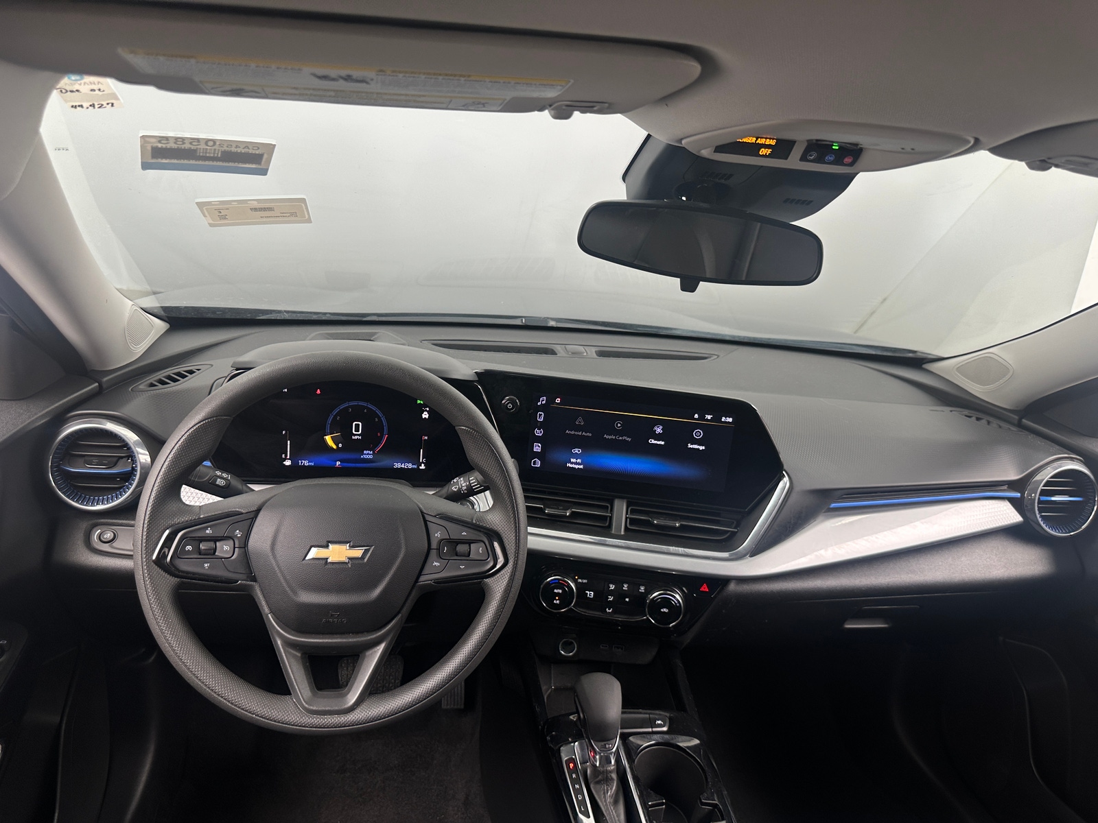 Thumbnail: 2025 Chevrolet Trax - 3